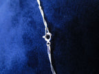 Catenina brillante